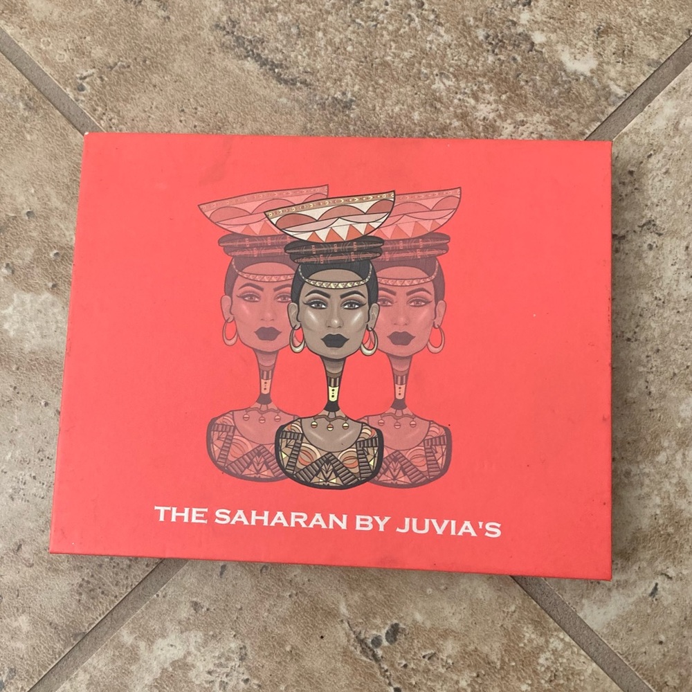Juvia’s Place Saharan Eyeshadow Palette